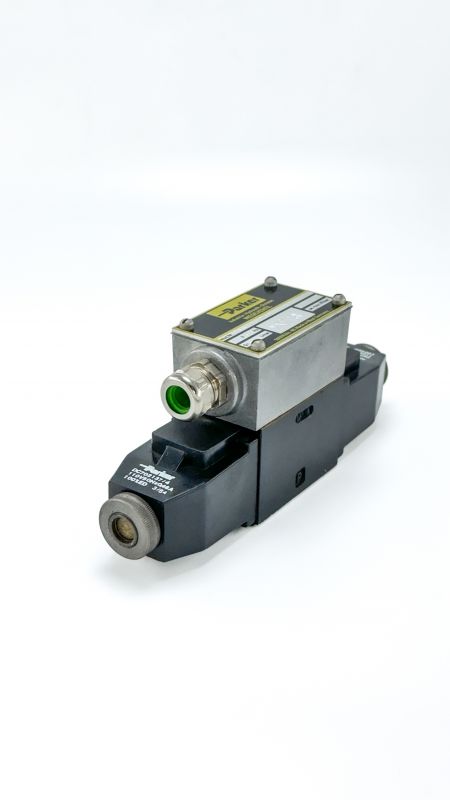 Гидрораспределитель D1VW-4-C-P-55 110V  Parker 