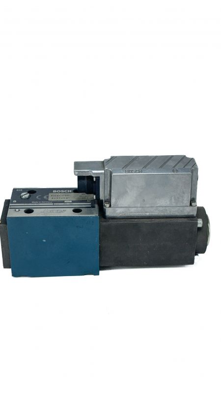 Гидрораспределитель 0811 404 813 Bosch