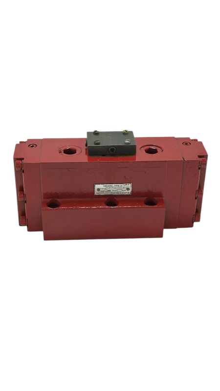 Гидрораспределитель 54ПГ74-34