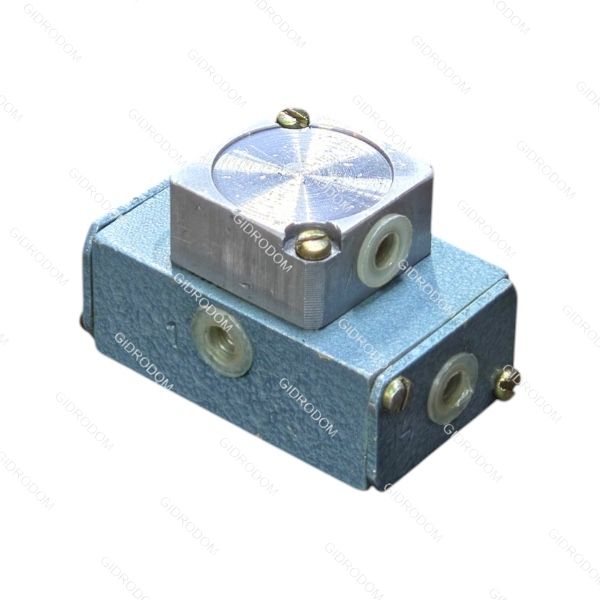 Пневмораспределитель В63-11М